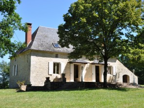 4 Bedroom Stone Villa with Pool in La Salamonie, Nouvelle Aquitaine, France